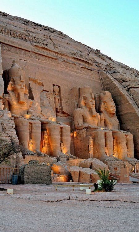 الآثار المصريه
